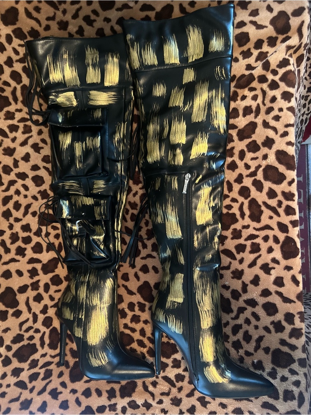 Sexy Black & Gold Buckle Knee-High Stiletto Boots - Picture 6 of 16